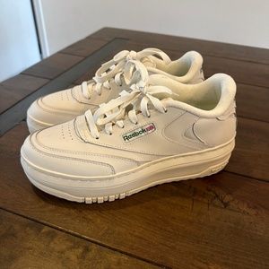 Rebook Sneakers